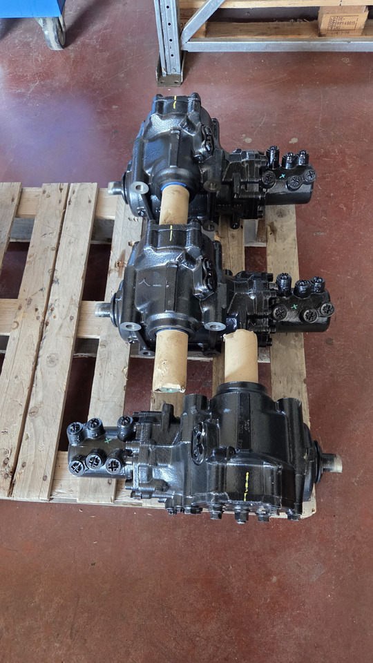 MERCEDES-BENZ POWER STEERING ACTROS - Volante: foto 1 MERCEDES-BENZ POWER STEERING ACTROS - Volante: foto 1