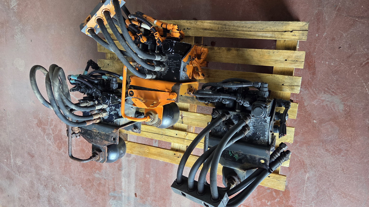 MERCEDES-BENZ STEERING UNIT - Volante: foto 5 MERCEDES-BENZ STEERING UNIT - Volante: foto 5