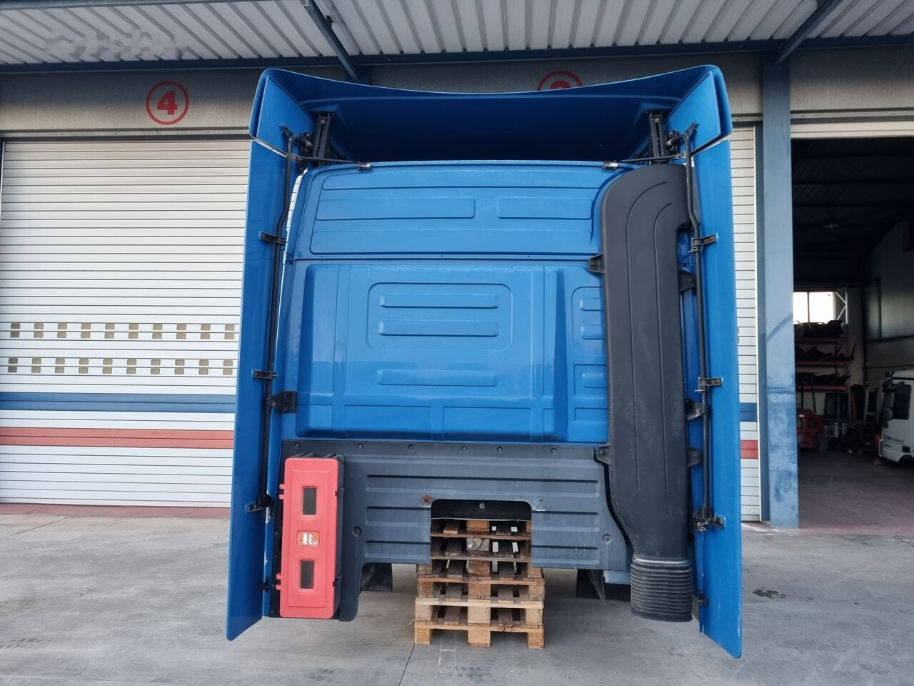 Mercedes-Benz ACTROS MP3 - Cabina para Camión: foto 3 Mercedes-Benz ACTROS MP3 - Cabina para Camión: foto 3