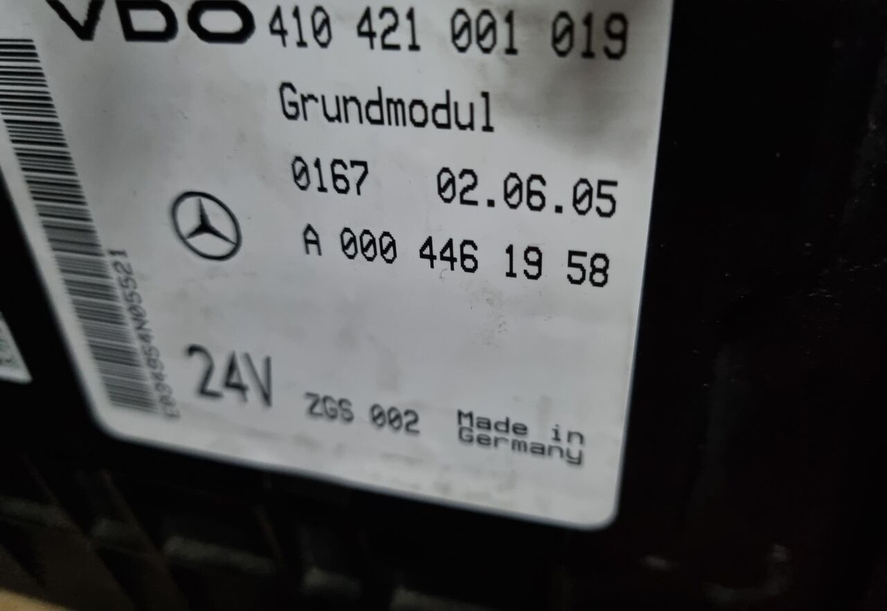 Mercedes-Benz GRUNDMODUL ACTROS MP4 A0014465158 Mercedes-Benz ACTROS MP4 EURO 6 - Fusible para Camión: foto 2 Mercedes-Benz GRUNDMODUL ACTROS MP4 A0014465158 Mercedes-Benz ACTROS MP4 EURO 6 - Fusible para Camión: foto 2