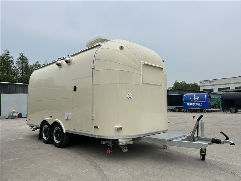 European Food Truck Pizza Food Truck, Smash Burger Foodtruck - Remolque venta ambulante: foto 5 European Food Truck Pizza Food Truck, Smash Burger Foodtruck - Remolque venta ambulante: foto 5
