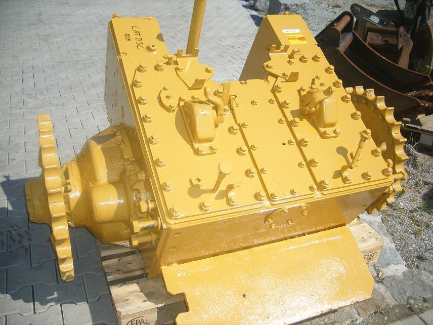 Caterpillar Planieraupe D 3 C/B - Transmisión para Maquinaria de construcción: foto 2 Caterpillar Planieraupe D 3 C/B - Transmisión para Maquinaria de construcción: foto 2
