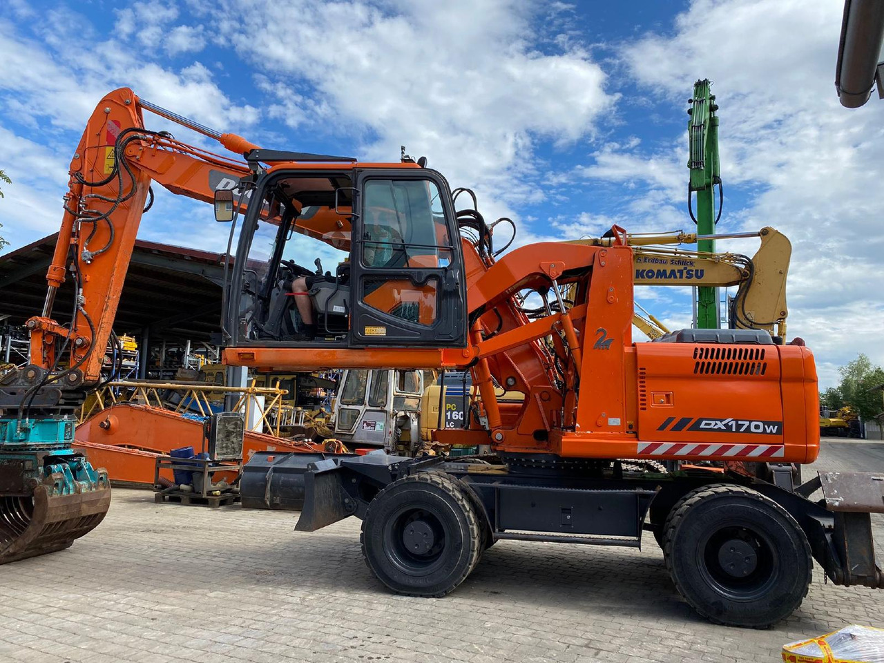Doosan DX 170 W - Excavadora de ruedas: foto 4 Doosan DX 170 W - Excavadora de ruedas: foto 4