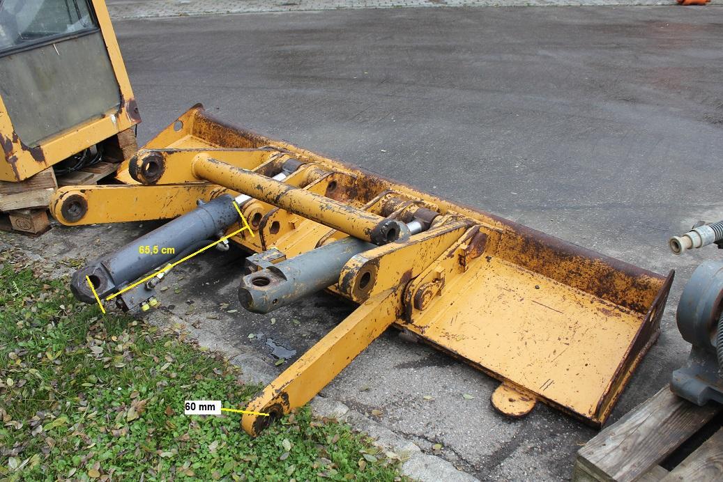 Furukawa W 625 - Hoja de bulldozer para Excavadora: foto 5 Furukawa W 625 - Hoja de bulldozer para Excavadora: foto 5