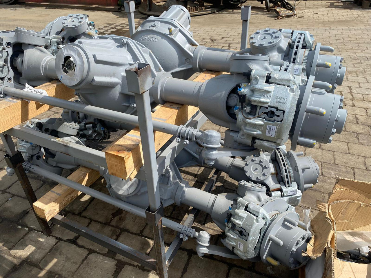 HY 149 - Eje y piezas para Maquinaria de construcción: foto 4 HY 149 - Eje y piezas para Maquinaria de construcción: foto 4