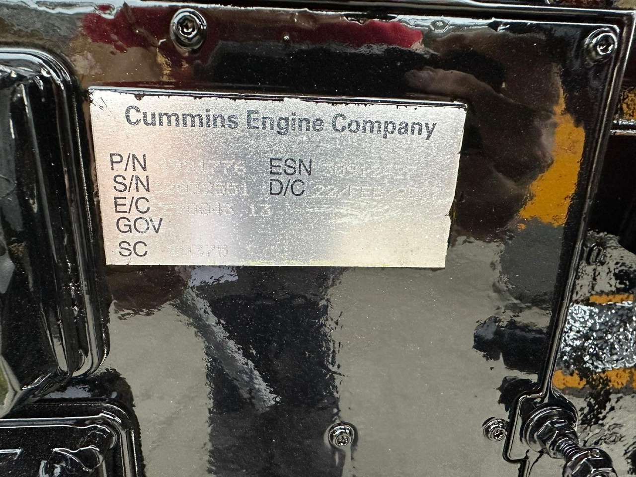 Komatsu SAA6D107-E1 n ü aus D51 - Motor para Maquinaria de construcción: foto 3 Komatsu SAA6D107-E1 n ü aus D51 - Motor para Maquinaria de construcción: foto 3