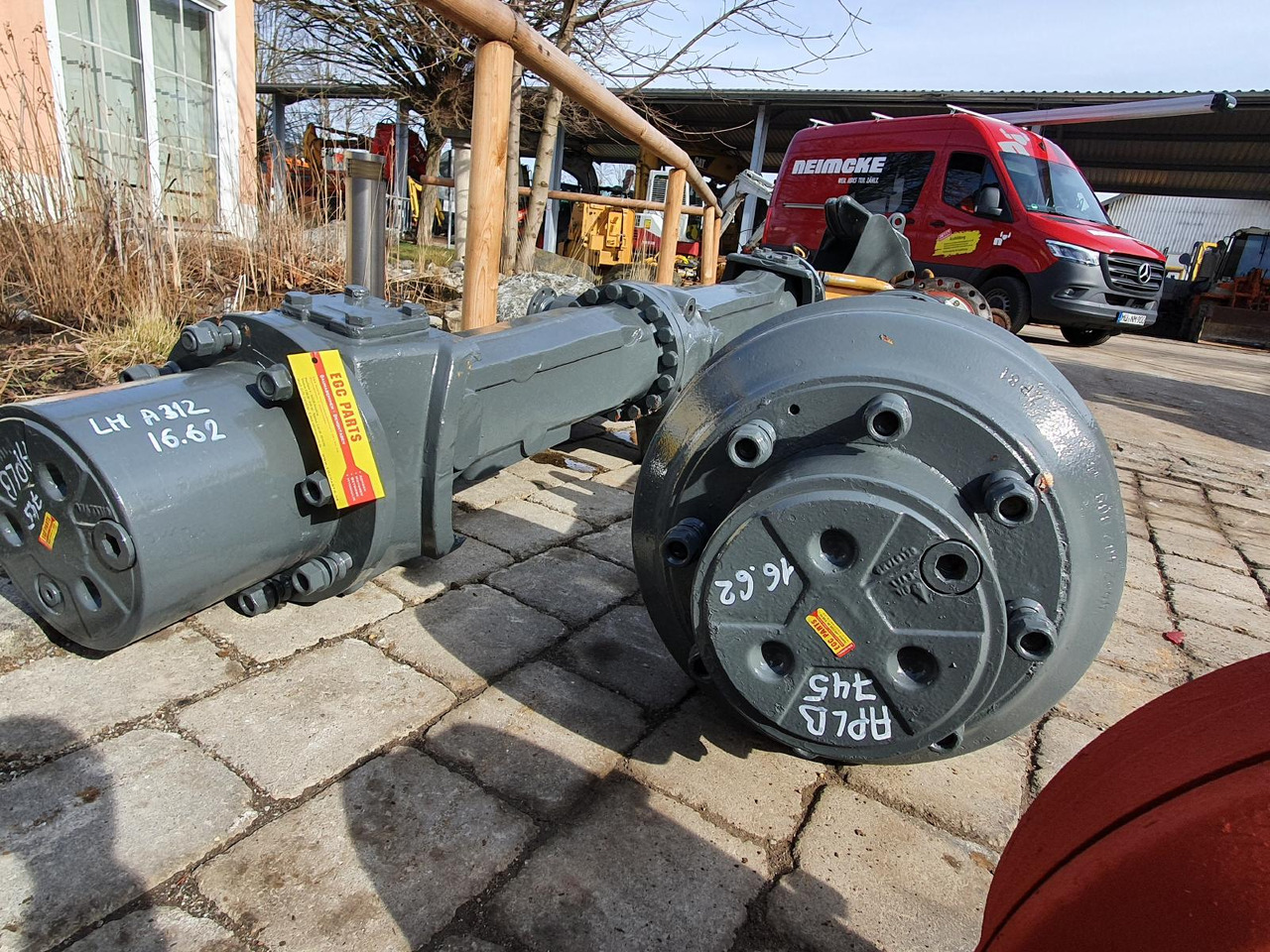 Liebherr AP B 745 aus A312 - Eje y piezas para Maquinaria de construcción: foto 4 Liebherr AP B 745 aus A312 - Eje y piezas para Maquinaria de construcción: foto 4