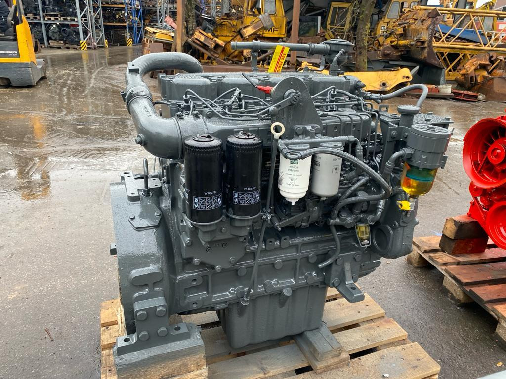 Liebherr D904T aus PR 722 - Motor para Maquinaria de construcción: foto 2 Liebherr D904T aus PR 722 - Motor para Maquinaria de construcción: foto 2