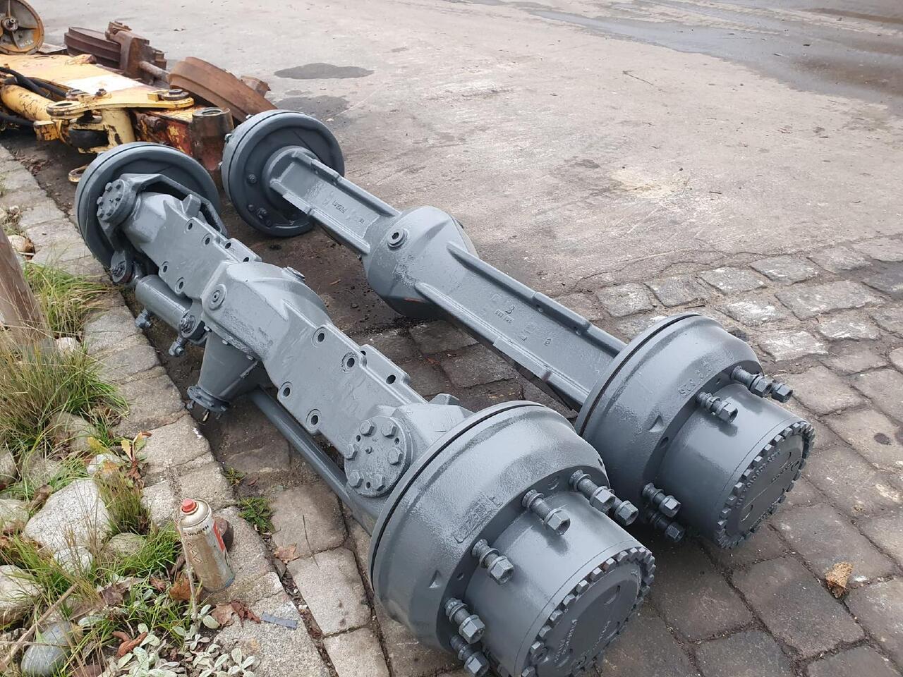 Liebherr ZF aus LH A902 - Eje y piezas para Maquinaria de construcción: foto 2 Liebherr ZF aus LH A902 - Eje y piezas para Maquinaria de construcción: foto 2