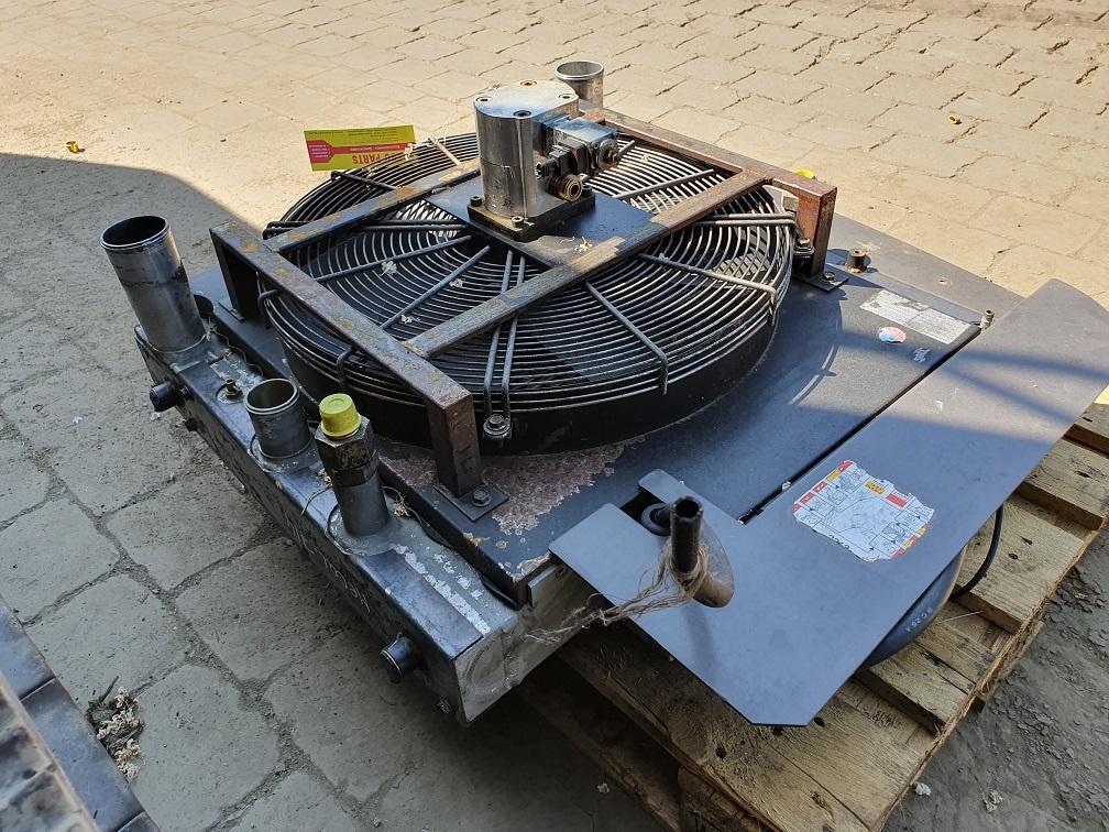 Mecalac 714 MW - Sistema de refrigeración para Maquinaria de construcción: foto 4 Mecalac 714 MW - Sistema de refrigeración para Maquinaria de construcción: foto 4