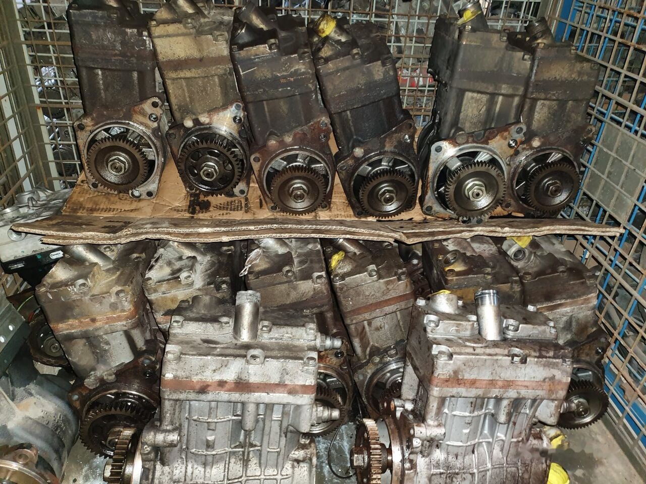 Voith LP490 A0021304215 Mercedes-Benz Actros MP4 - Compresor para Camión: foto 1 Voith LP490 A0021304215 Mercedes-Benz Actros MP4 - Compresor para Camión: foto 1