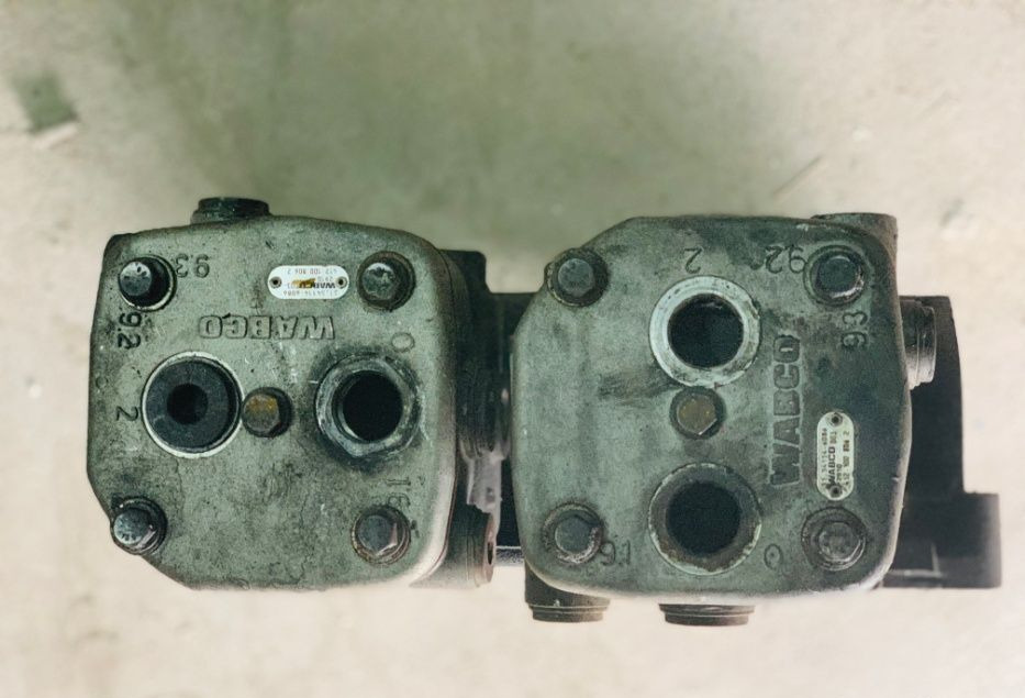 WABCO 2 cylindry oryginał 51.54112-3028 MAN TGA 51.54112-3028 - Compresor para Camión: foto 3 WABCO 2 cylindry oryginał 51.54112-3028 MAN TGA 51.54112-3028 - Compresor para Camión: foto 3