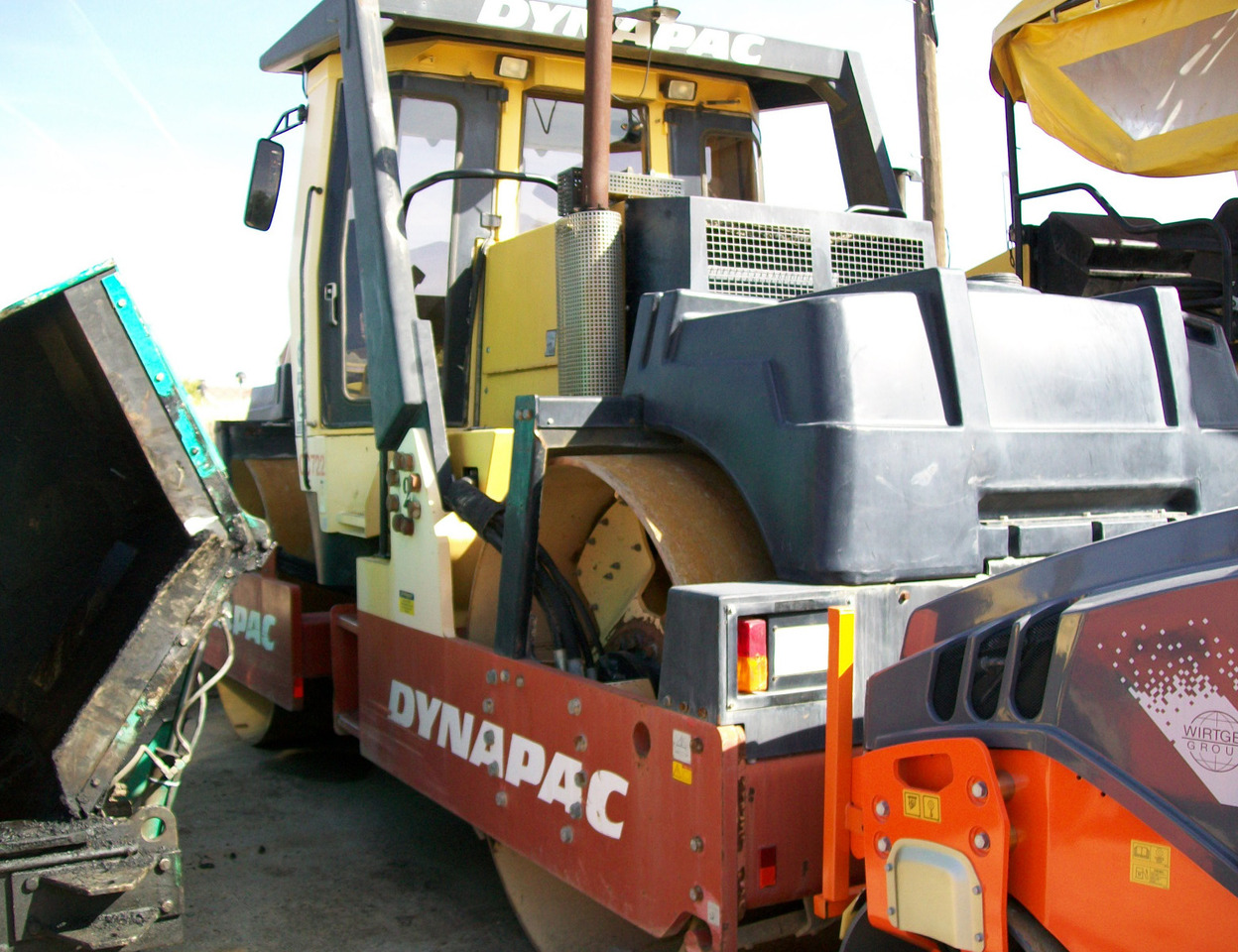 Doble Vibrante Dynapac CC 722 - Apisonadora de asfalto: foto 1 Doble Vibrante Dynapac CC 722 - Apisonadora de asfalto: foto 1