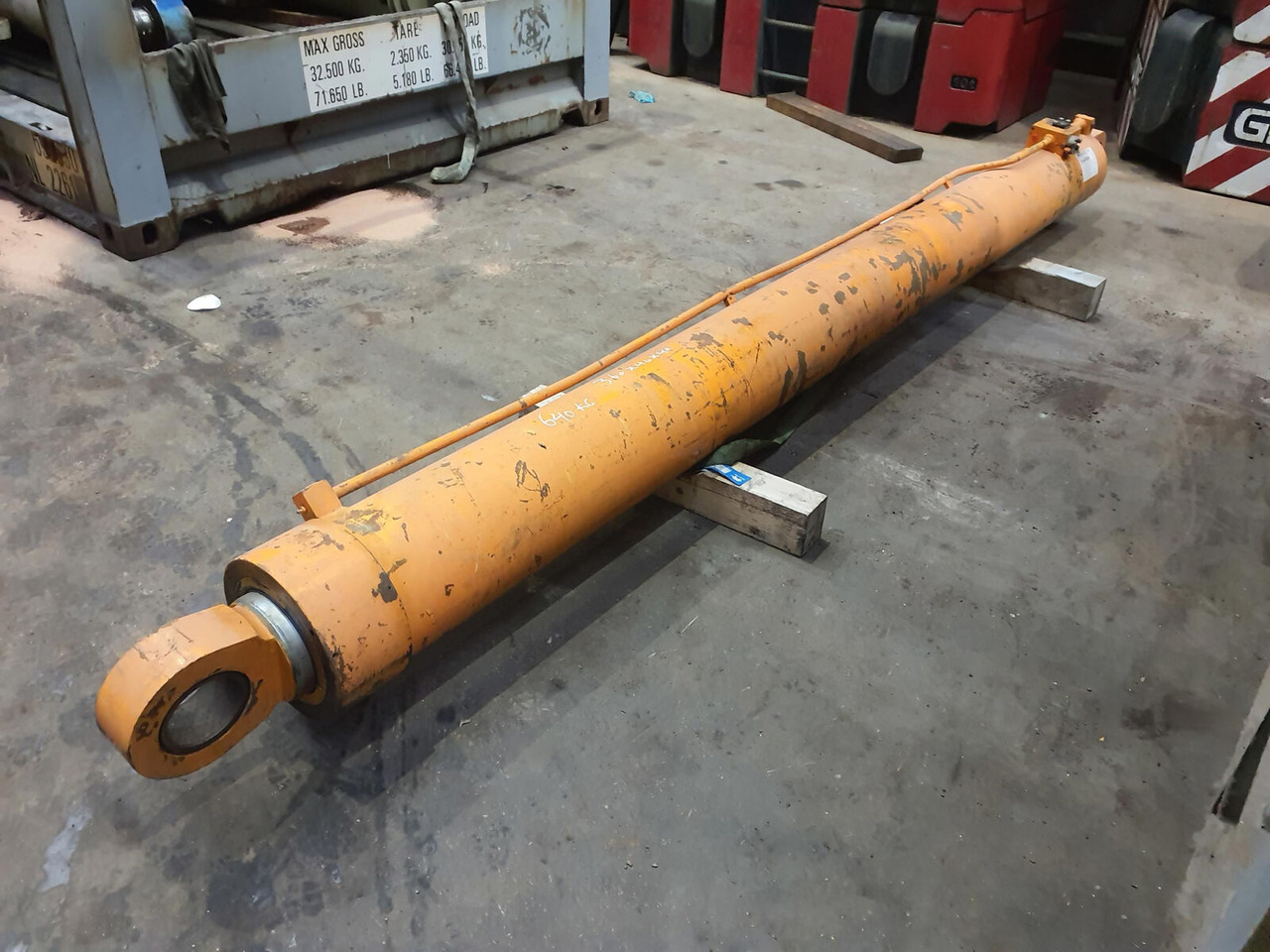 FAUN RTF 50 boom cylinder - Cilindro hidráulico para Autogrúa: foto 2 FAUN RTF 50 boom cylinder - Cilindro hidráulico para Autogrúa: foto 2