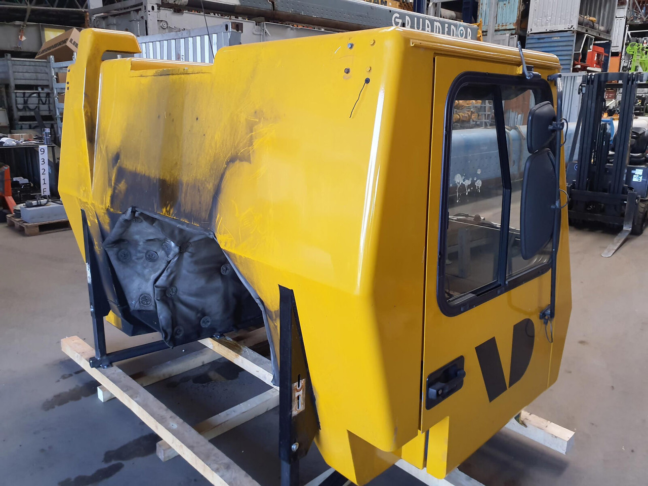 Grove GMK 3050 driver cabine complete - Cabina para Autogrúa: foto 3 Grove GMK 3050 driver cabine complete - Cabina para Autogrúa: foto 3