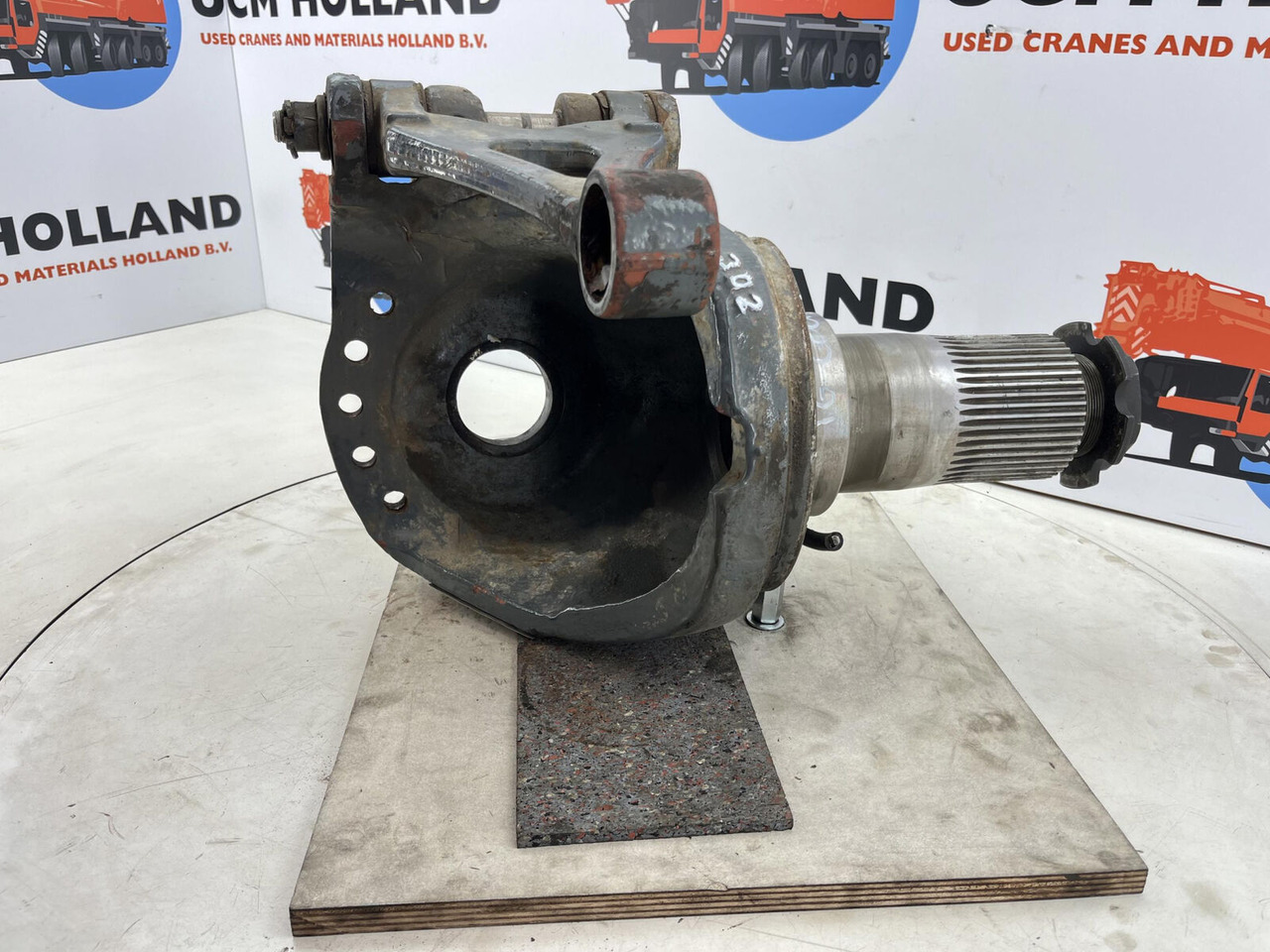 Mangueta para Autogrúa Grove GMK 3055 Steering knuckle 16 holes axle 2 right: foto 6