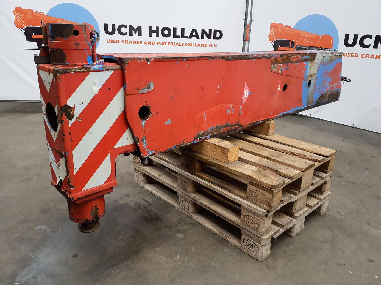 Grove GMK 5130-1 outrigger beam complete rear - Suspensión para Autogrúa: foto 2 Grove GMK 5130-1 outrigger beam complete rear - Suspensión para Autogrúa: foto 2