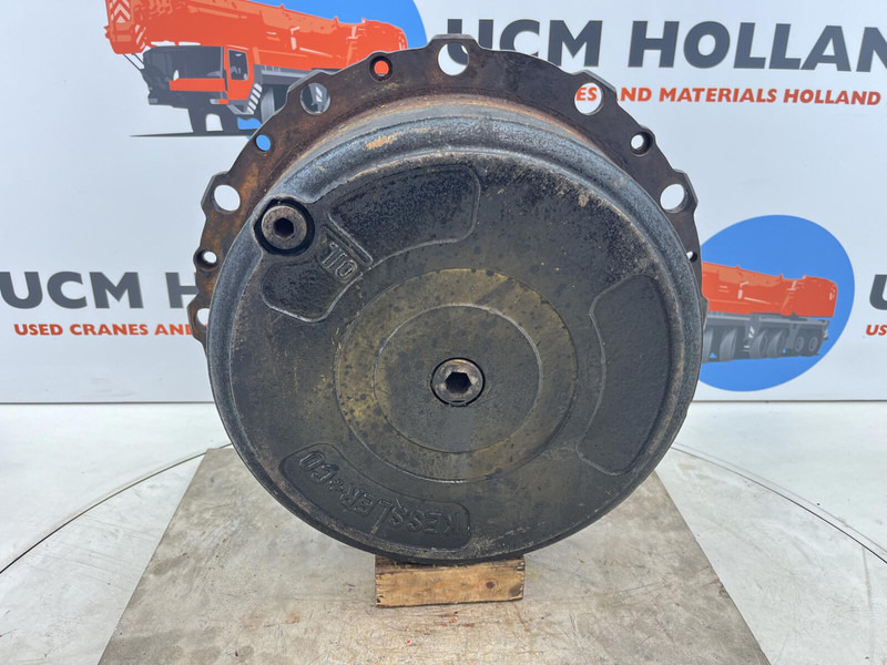 Grove GMK planetary gear 12-23-60-34-3pl-H135-46 - Suspensión: foto 1 Grove GMK planetary gear 12-23-60-34-3pl-H135-46 - Suspensión: foto 1