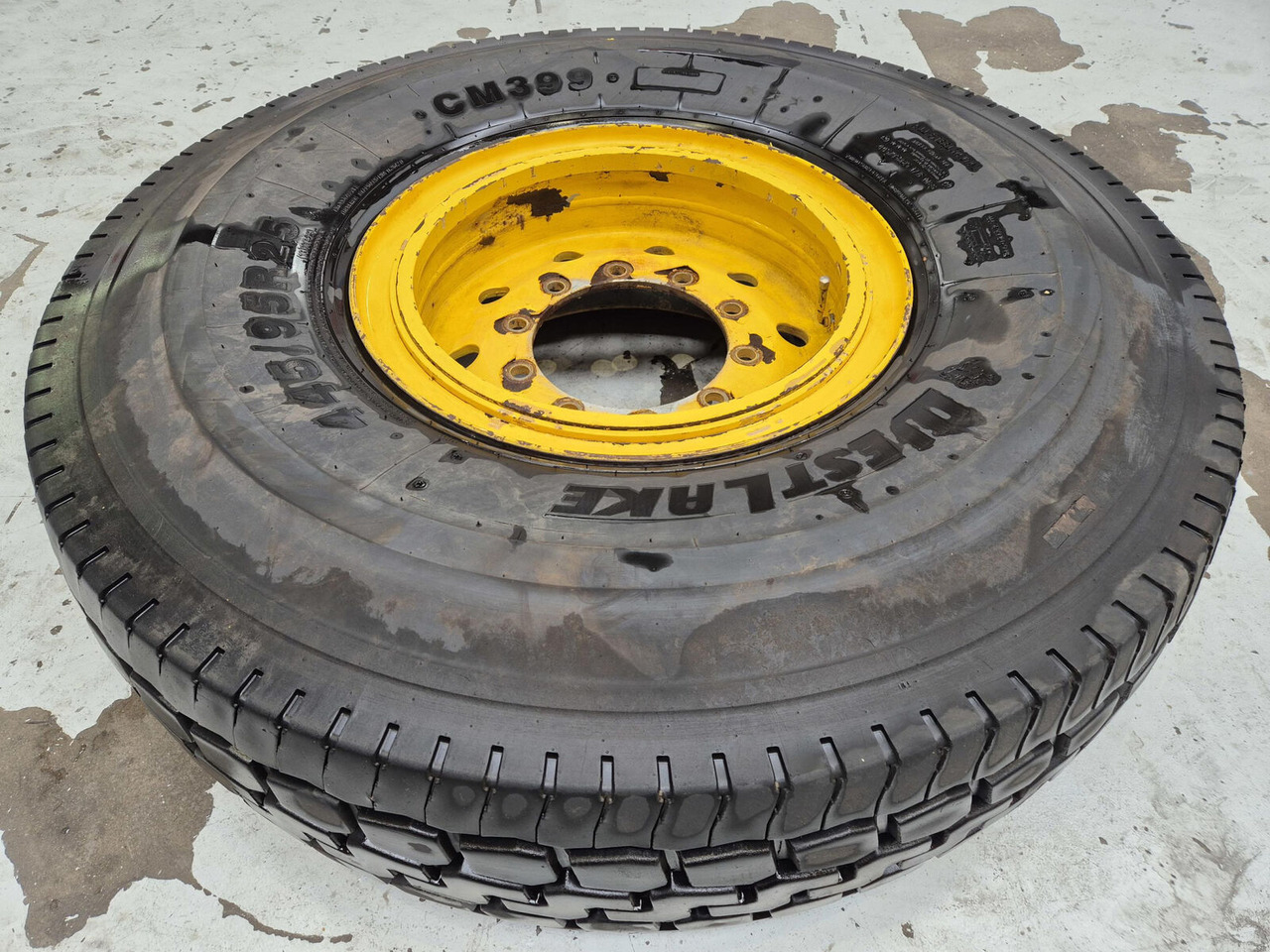 Grove Wheel 445/95R25 10 13 3p - Rueda completa para Grúa: foto 1 Grove Wheel 445/95R25 10 13 3p - Rueda completa para Grúa: foto 1