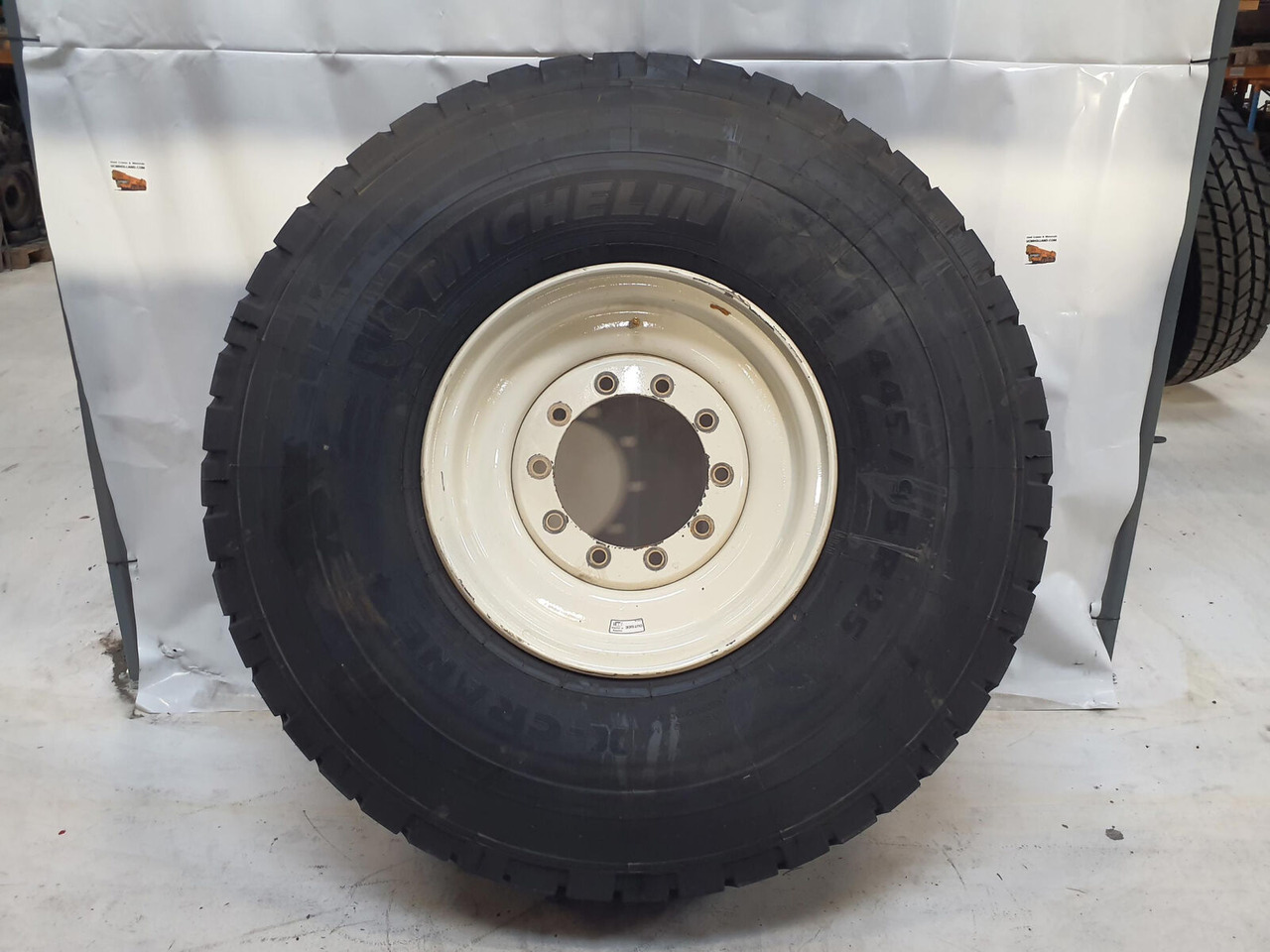 Neumático para Autogrúa Liebherr Crane Tires/Rims for sale: foto 8