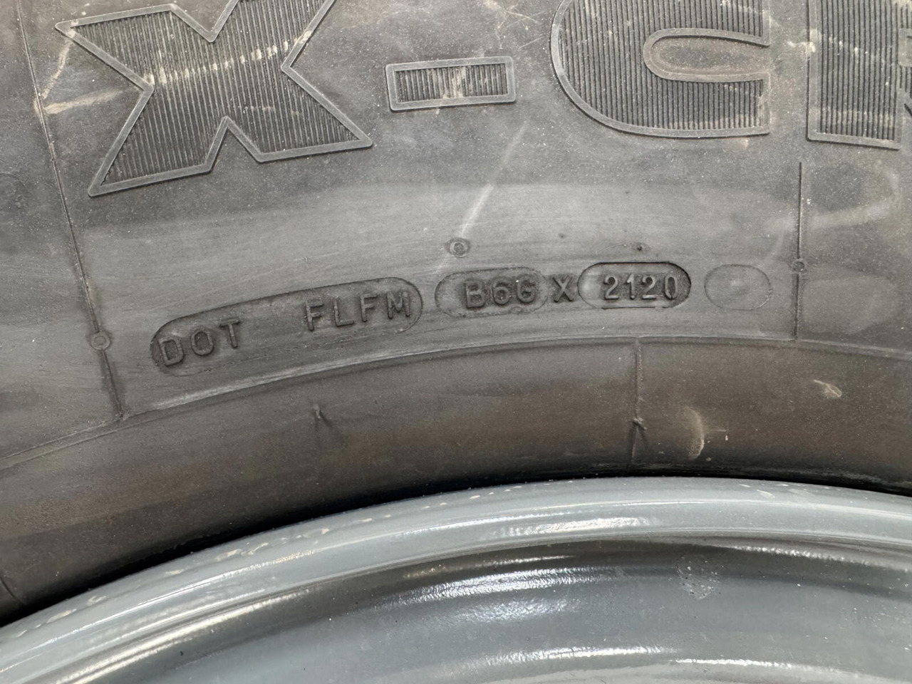 Liebherr Wheel 445/95 R25 10 12 1p - Rueda completa para Grúa: foto 3 Liebherr Wheel 445/95 R25 10 12 1p - Rueda completa para Grúa: foto 3