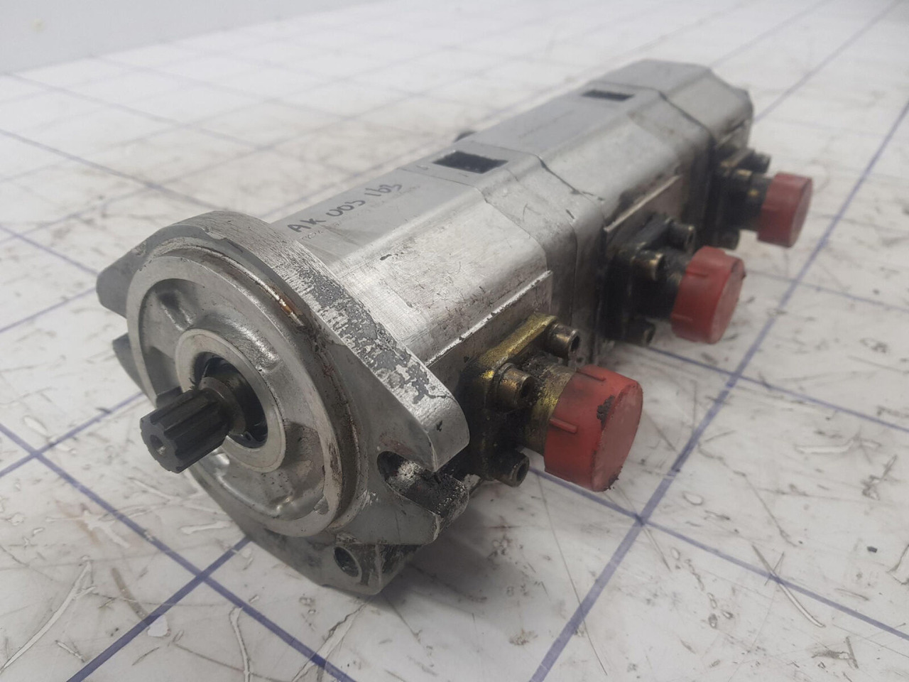 Sauer Sundstrand 3 way gear pump - Bomba hidráulica para Autogrúa: foto 2 Sauer Sundstrand 3 way gear pump - Bomba hidráulica para Autogrúa: foto 2