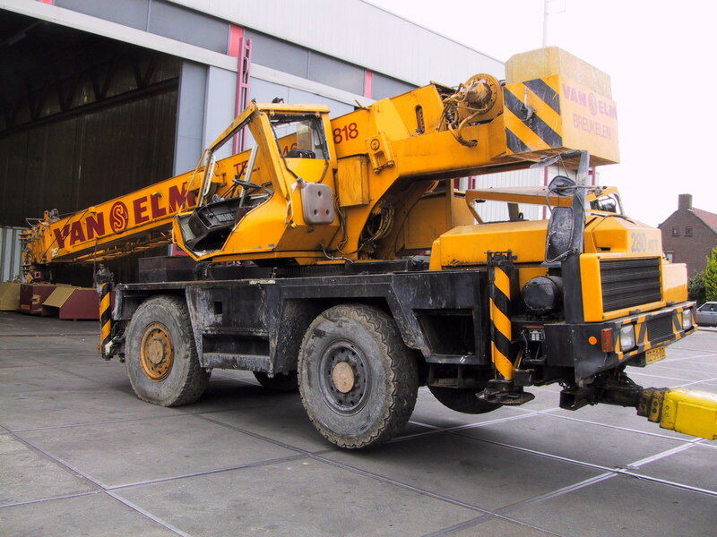 Terex 280 ATT for parts - Autogrúa: foto 1 Terex 280 ATT for parts - Autogrúa: foto 1
