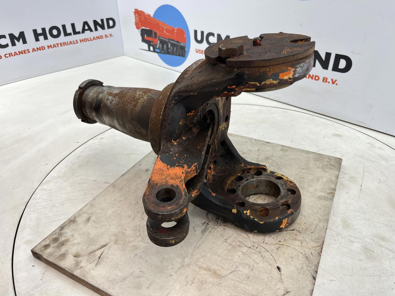 Terex HC 340 Steering knuckle 12 holes axle 1 - Mangueta para Autogrúa: foto 4 Terex HC 340 Steering knuckle 12 holes axle 1 - Mangueta para Autogrúa: foto 4