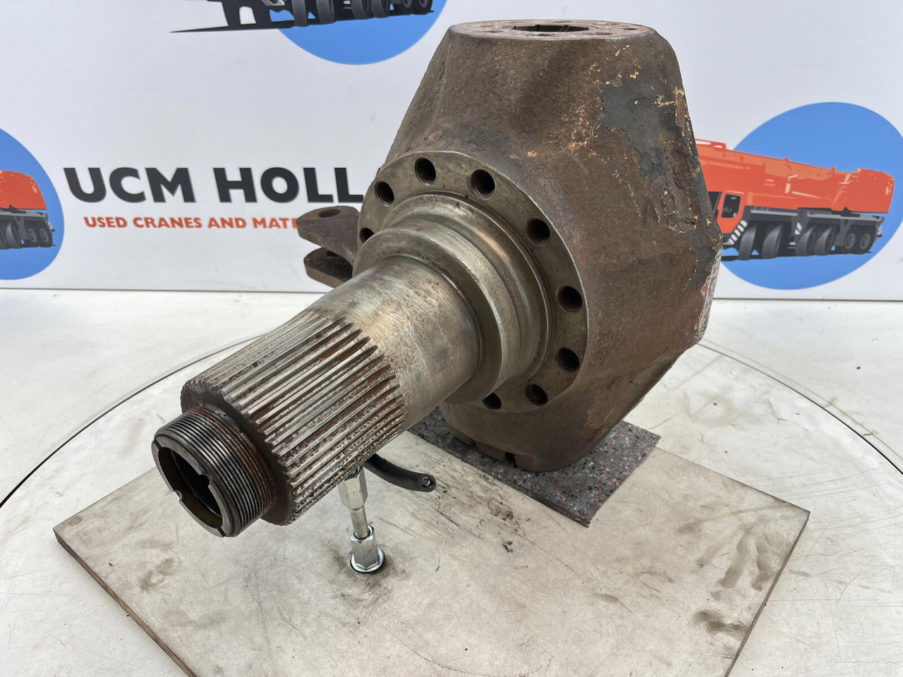 Terex HC 340 Steering knuckle 12 holes axle 6 - Mangueta para Autogrúa: foto 1 Terex HC 340 Steering knuckle 12 holes axle 6 - Mangueta para Autogrúa: foto 1