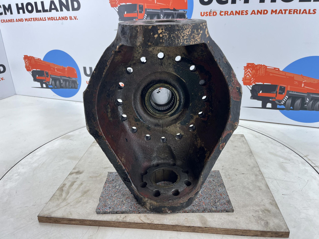 Terex PPM 480 ATT steering knuckle 16 holes axle 1 - Mangueta para Autogrúa: foto 5 Terex PPM 480 ATT steering knuckle 16 holes axle 1 - Mangueta para Autogrúa: foto 5