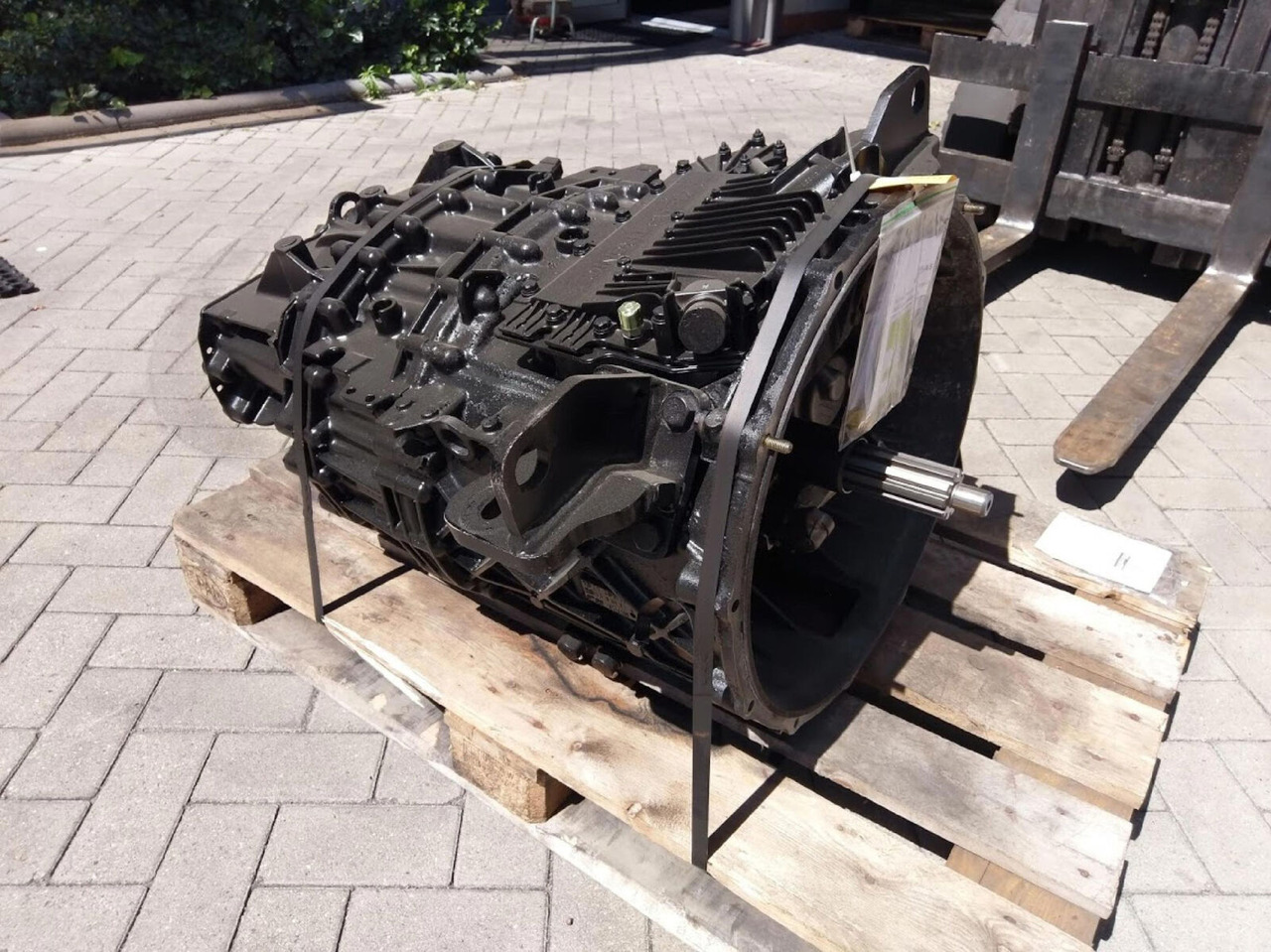 ZF LTM 1055-3.2 gearbox Astronic 12 AS 2302 - Caja de cambios para Autogrúa: foto 2 ZF LTM 1055-3.2 gearbox Astronic 12 AS 2302 - Caja de cambios para Autogrúa: foto 2