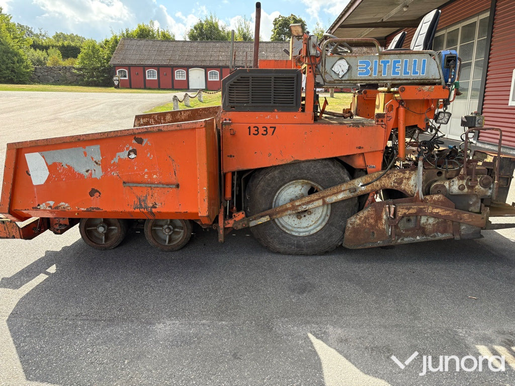Asfaltsläggare Bitelli BB 632 - Pavimentadora de asfalto: foto 1 Asfaltsläggare Bitelli BB 632 - Pavimentadora de asfalto: foto 1
