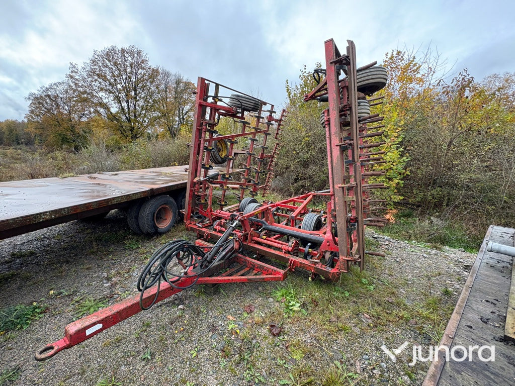 Harv - Väderstad, NZ 8510 - Grada: foto 1 Harv - Väderstad, NZ 8510 - Grada: foto 1