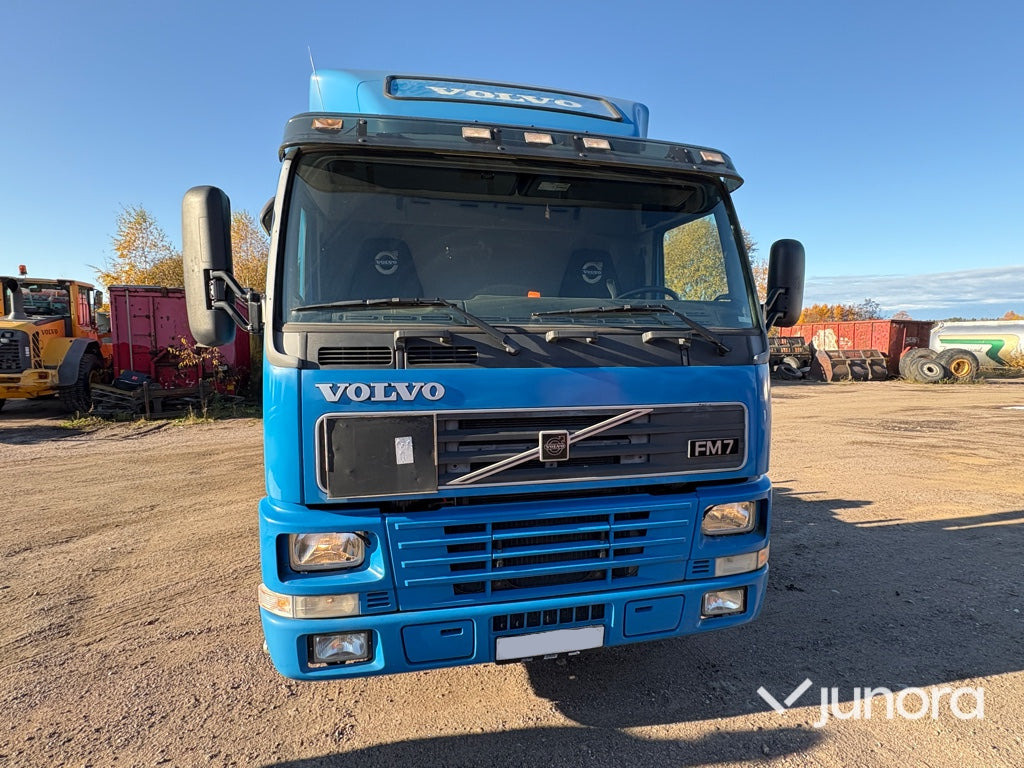 Lastbil - Volvo FM7 4*2 - Camión portacontenedore/ Intercambiable: foto 5 Lastbil - Volvo FM7 4*2 - Camión portacontenedore/ Intercambiable: foto 5