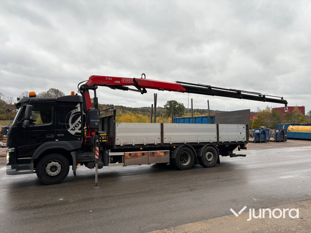Lastbil med kran - Volvo FM 370 FASSI F155 - Camión caja abierta, Camión grúa: foto 4 Lastbil med kran - Volvo FM 370 FASSI F155 - Camión caja abierta, Camión grúa: foto 4