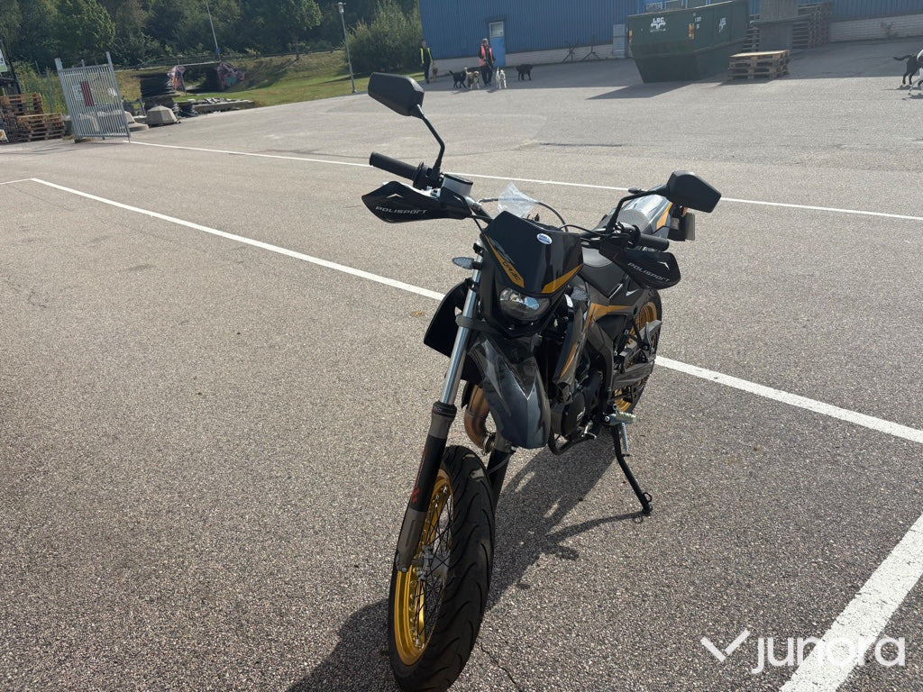 NY! EU moped Nightrider Rieju Drac - Motocicleta: foto 3 NY! EU moped Nightrider Rieju Drac - Motocicleta: foto 3