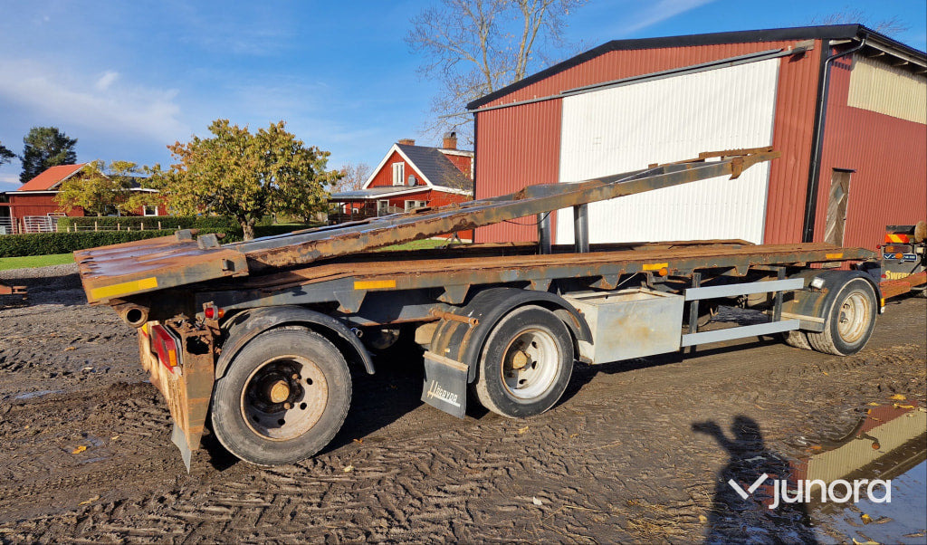 Lastväxlarvagn + Tipp - Härryda, THLBS-300-N - Otros maquinaria: foto 4 Lastväxlarvagn + Tipp - Härryda, THLBS-300-N - Otros maquinaria: foto 4