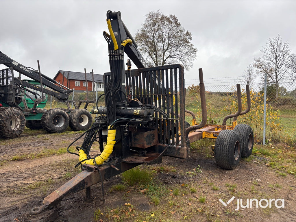 Skogsvagn - Moheda, 10 ton, Med kran - Remolque forestal: foto 1 Skogsvagn - Moheda, 10 ton, Med kran - Remolque forestal: foto 1