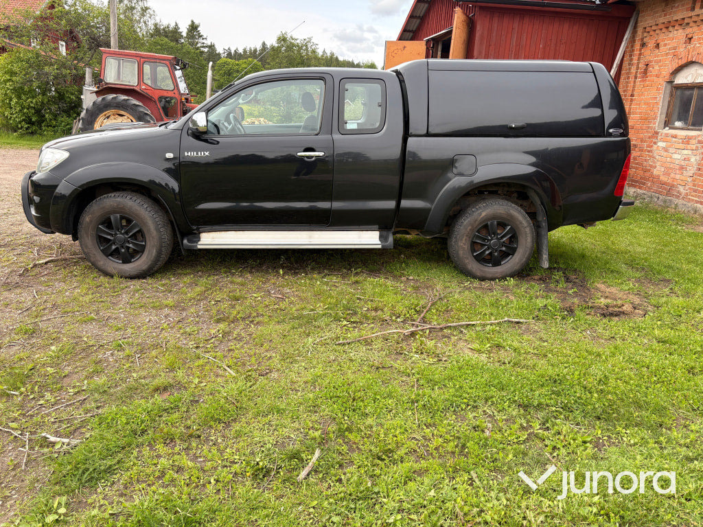Toyota Hilux X-Cab 4wd - Pick-up: foto 4 Toyota Hilux X-Cab 4wd - Pick-up: foto 4