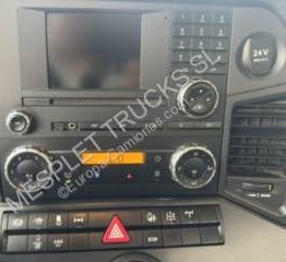 Cabeza tractora Mercedes Arocs 1845: foto 12