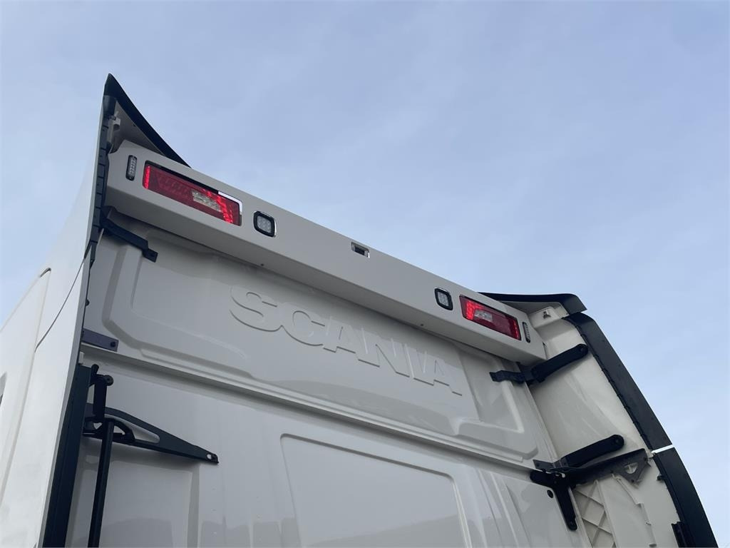 Scania S660 A 6x2 NB 2950 - Cabeza tractora: foto 4 Scania S660 A 6x2 NB 2950 - Cabeza tractora: foto 4