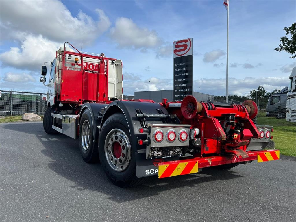 DAF CF 530 6x2*4 FAN - Camión multibasculante: foto 2 DAF CF 530 6x2*4 FAN - Camión multibasculante: foto 2