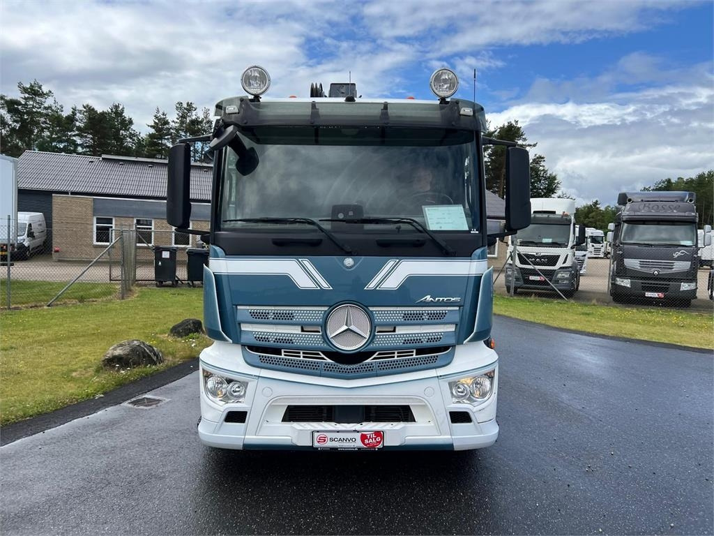 Mercedes-Benz Antos 2540 L - Hiab 232E5 kran - Camión portacontenedor de cadenas: foto 5 Mercedes-Benz Antos 2540 L - Hiab 232E5 kran - Camión portacontenedor de cadenas: foto 5