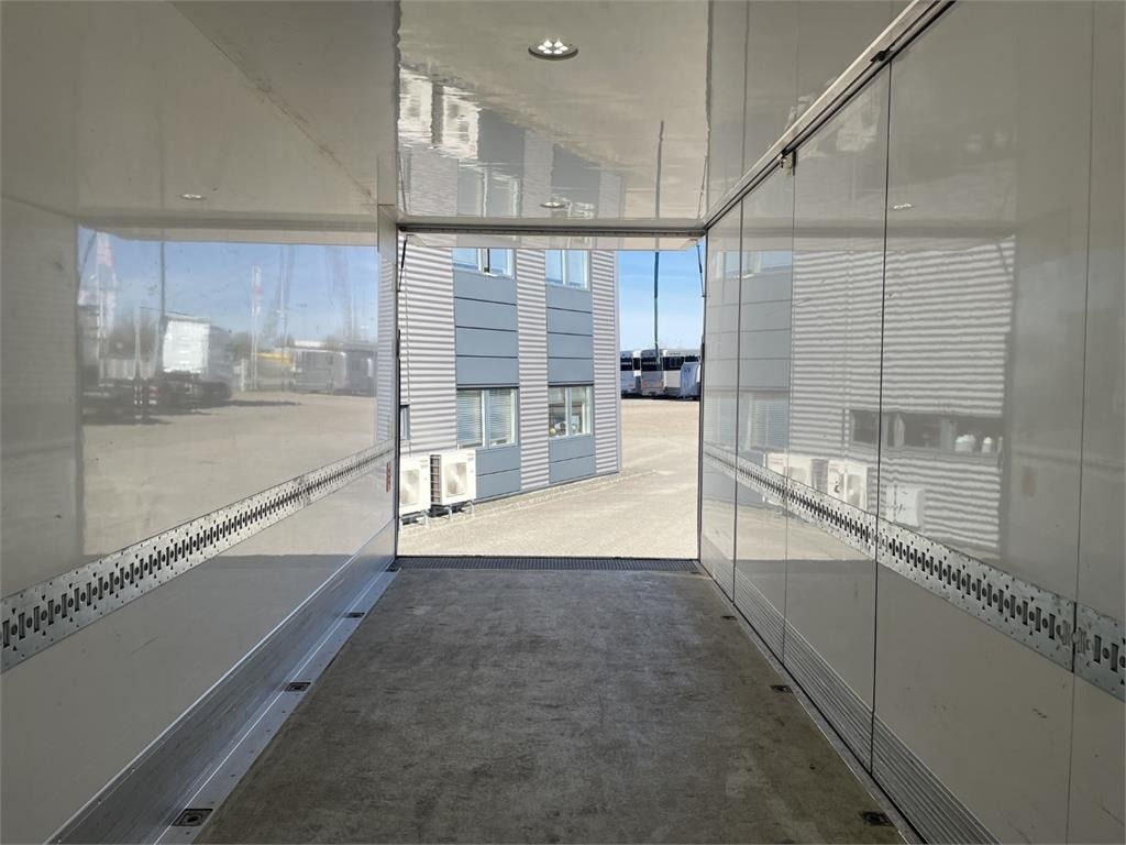 Camión caja cerrada Renault D280 Premium: foto 10 Camión caja cerrada Renault D280 Premium: foto 10