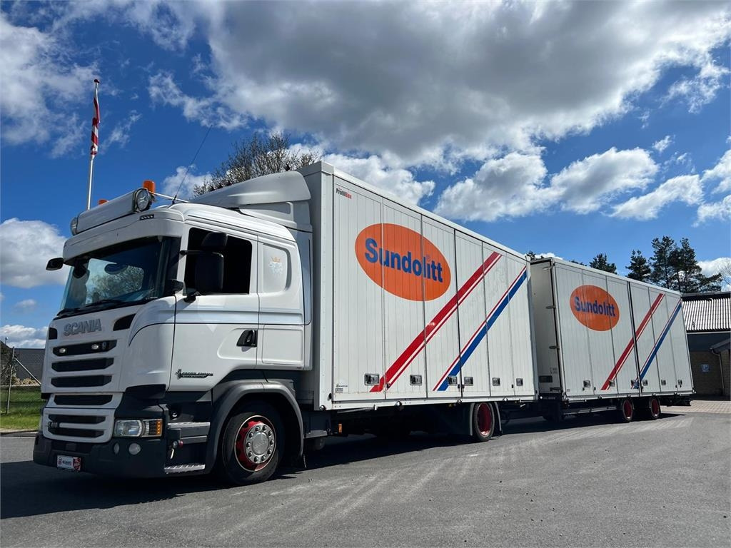 Scania R410 DB 4x2 MLB + tandem trailer 121m3 - Camión caja cerrada: foto 2 Scania R410 DB 4x2 MLB + tandem trailer 121m3 - Camión caja cerrada: foto 2