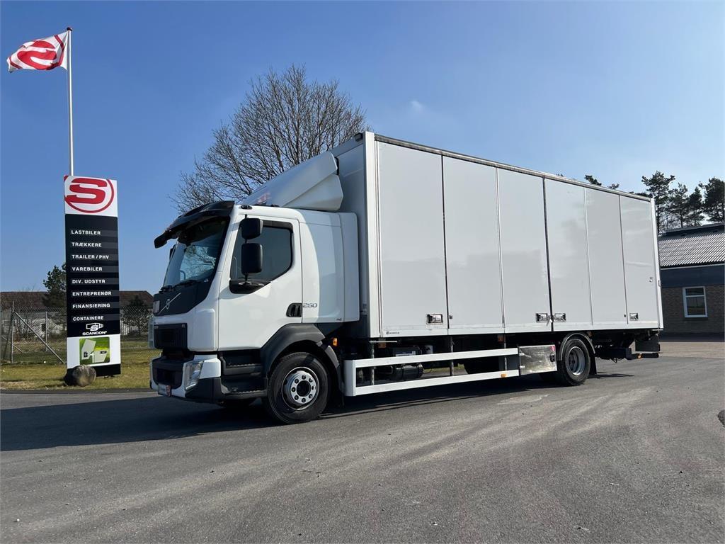 Volvo FL 16 ton 250HK - Camión caja cerrada: foto 1 Volvo FL 16 ton 250HK - Camión caja cerrada: foto 1