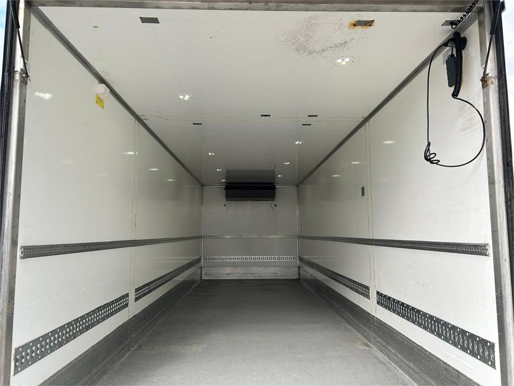 Volvo FL 250 16 ton - Camión frigorífico: foto 5 Volvo FL 250 16 ton - Camión frigorífico: foto 5