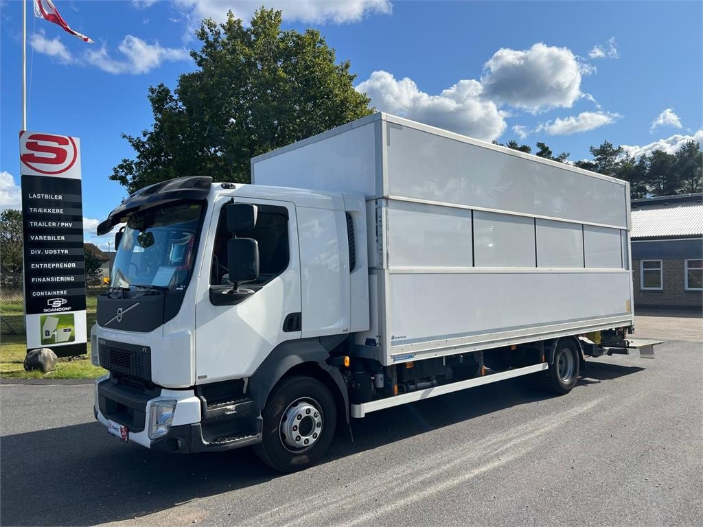 Volvo FL 250 16 ton - Camión caja cerrada: foto 2 Volvo FL 250 16 ton - Camión caja cerrada: foto 2