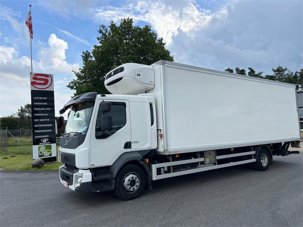Volvo FL 250 16 ton - Camión frigorífico: foto 1 Volvo FL 250 16 ton - Camión frigorífico: foto 1