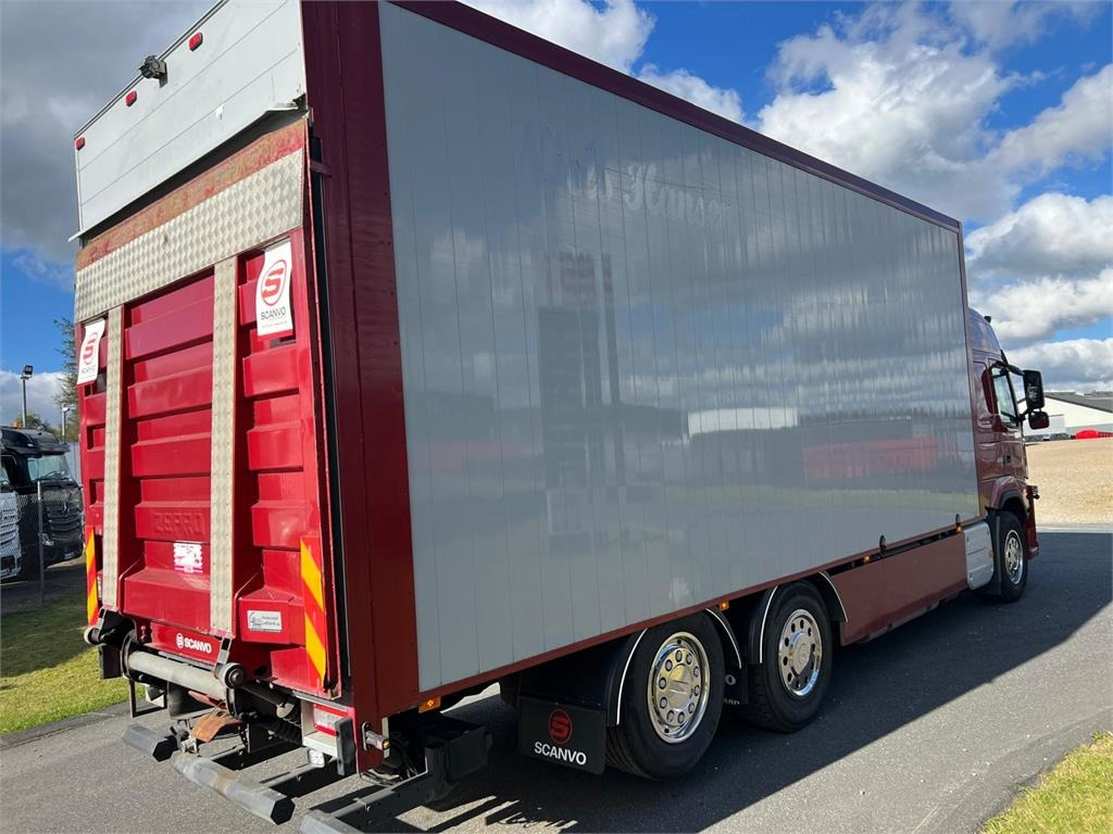 Volvo FM460 - Camión caja cerrada: foto 2 Volvo FM460 - Camión caja cerrada: foto 2